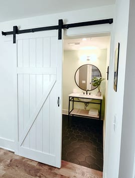 [newsletter-downtownloftbathroom-8]