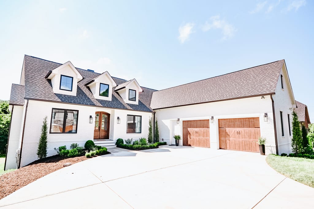 Custom Function and Style: A New West Knox Build