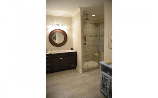 Lake House Corner Shower