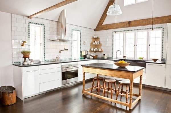 bold and traditional kitchen