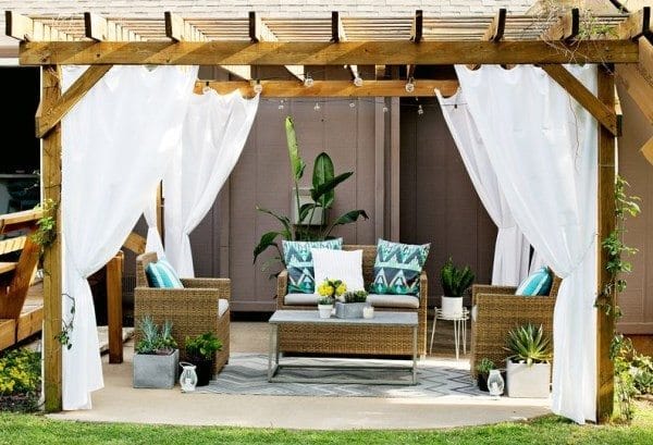 Outdoor Living Space Curtains