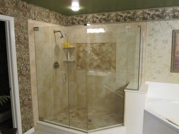 Frameless Shower